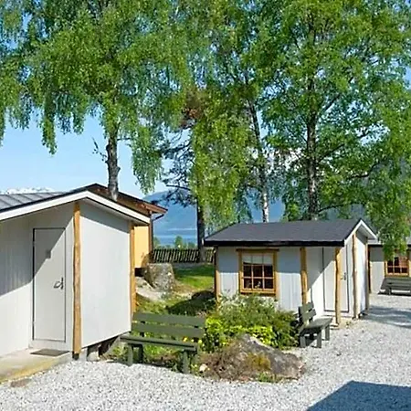 4 Person In Kinsarvik